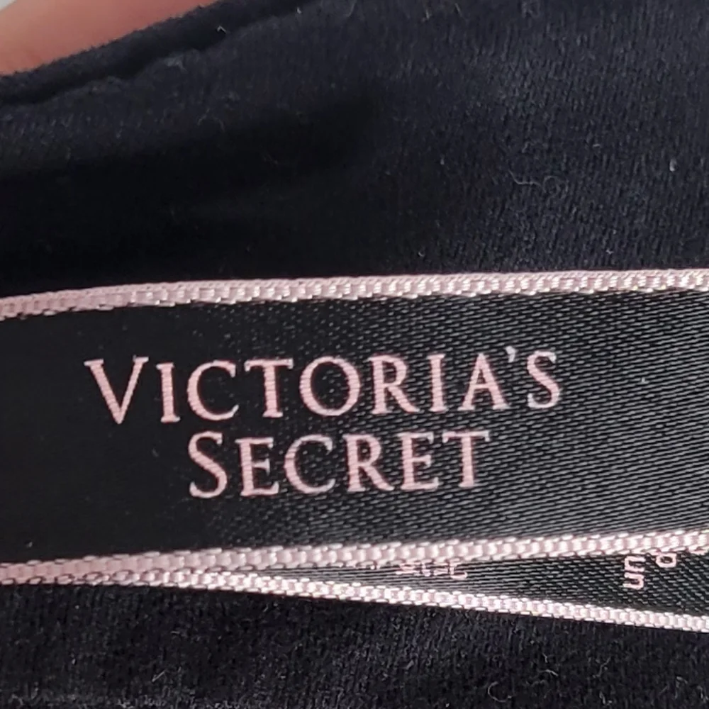 Victoria's Secret Bra 32DDD - Picture 6 of 8